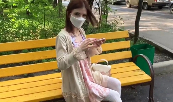 Подцепил на улице горячую москвичку и жестко отымел у себя дома! Топовое HD порно